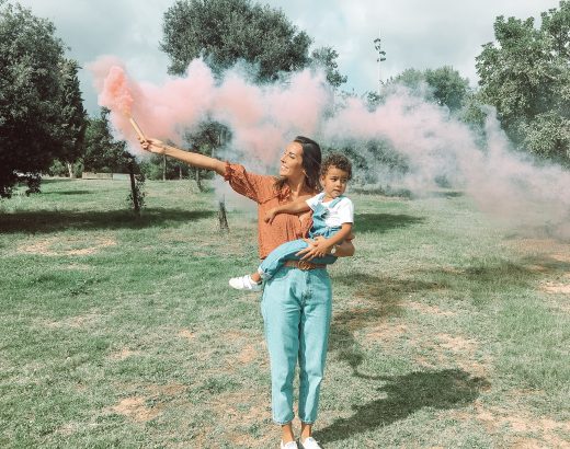 Gender Reveal con Bengalas de humo de colores